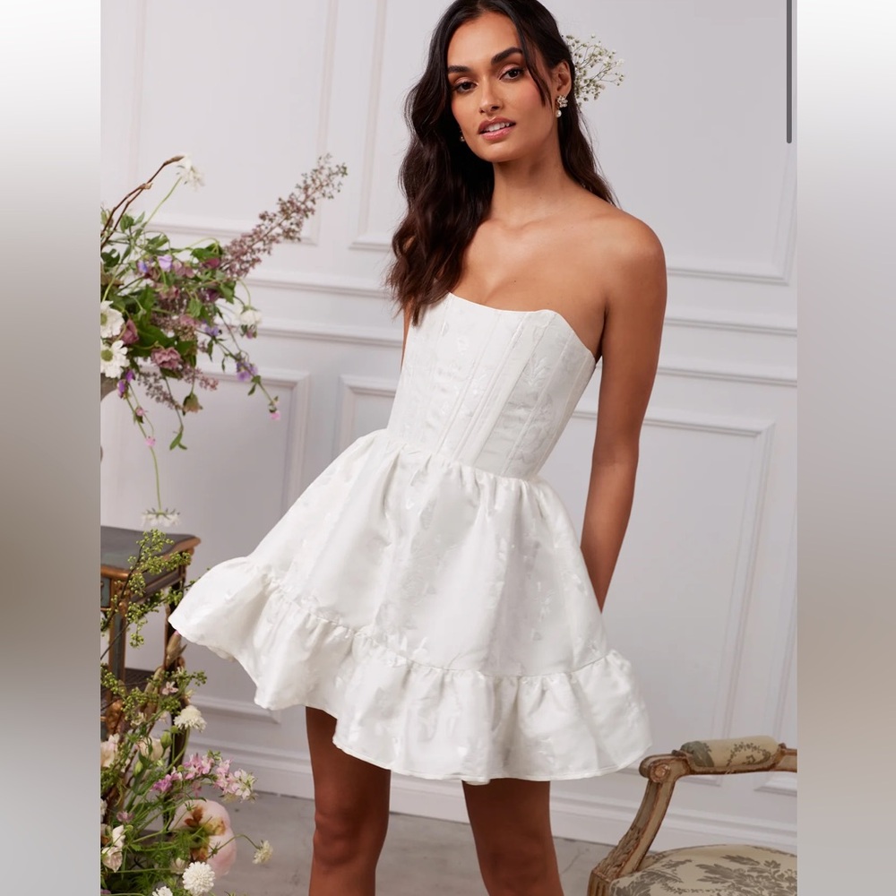 V. Chapman Ginny Strapless Corset Lace Mini Dress US4